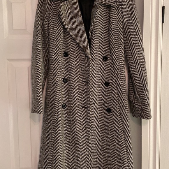 Jackets - Picture 7 of 9